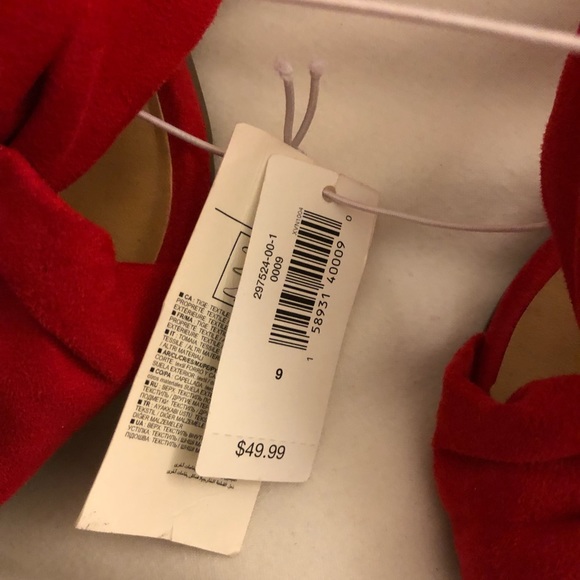 Red shoes - Picture 5 of 6